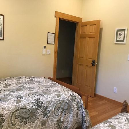 Morning Star Vista Near Yosemite - Countryside With Mountain Views Apartment Mariposa Room photo